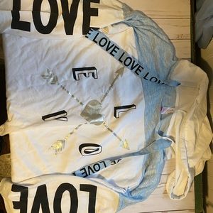 Love sweatshirt